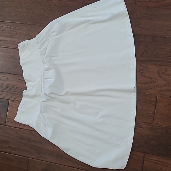 💥3for$12💥 Maurices White A-Line Pullon Skirt size 1X - Picture 2 of 7